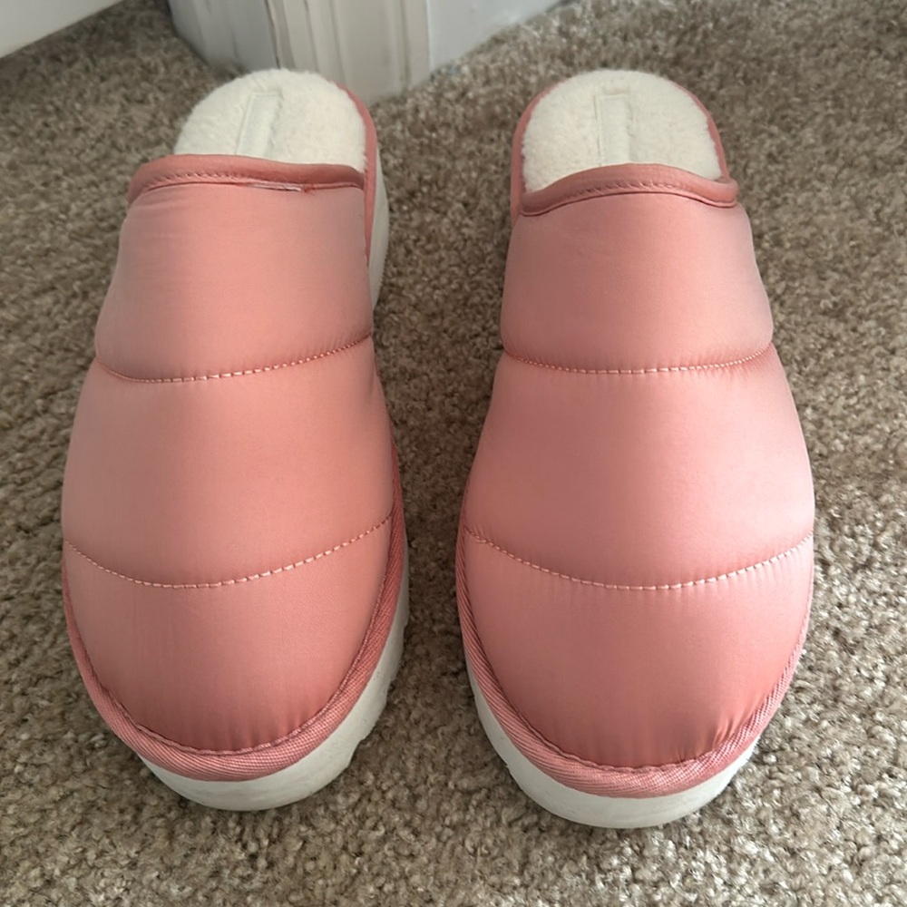 Anthropologie Maeve pink puffy platform slippers Size Medium